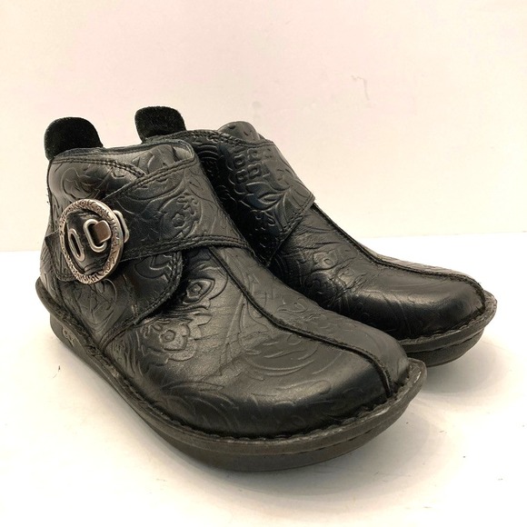 Alegria Womens Caiti Ankle Booties 36 US 6-6.5 Black Tooled Leather Boho Buckle - Picture 2 of 10